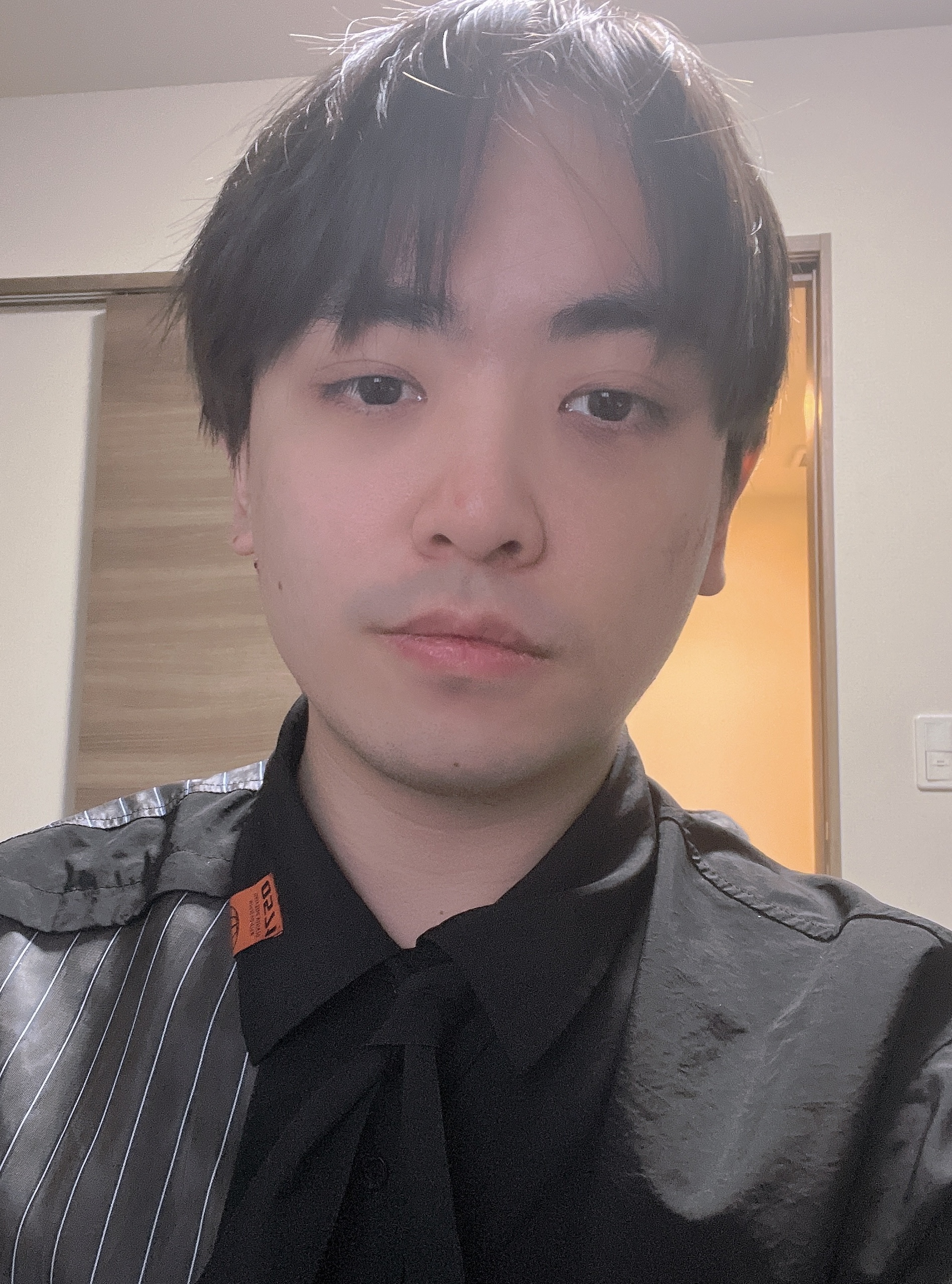 徐 笑然